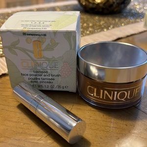 -CLINIQUE. Blended face powder and brush (05 Transparency 5(D) )